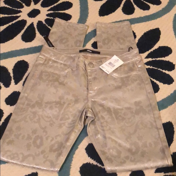else metallic skinny jeans! - Picture 8 of 12